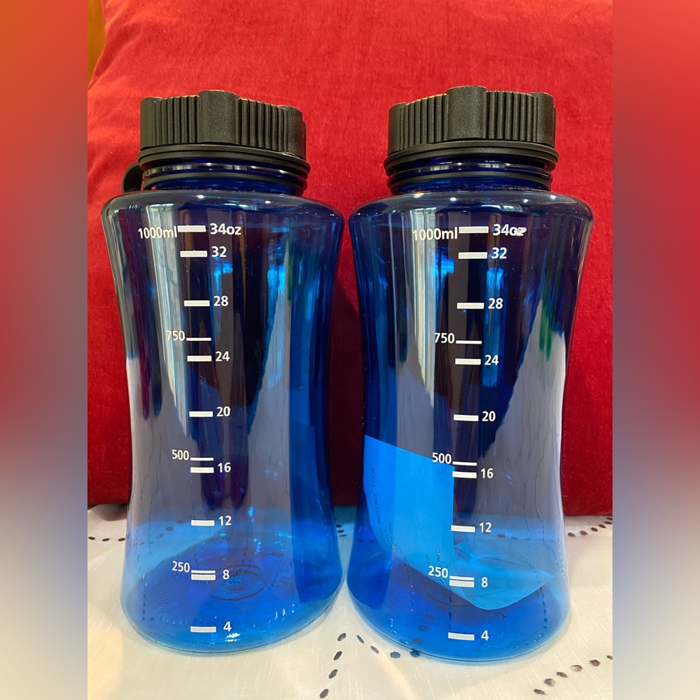 Hydration ALL Day with these 34oz drink-ware. Eye catching gorgeous colors‼️